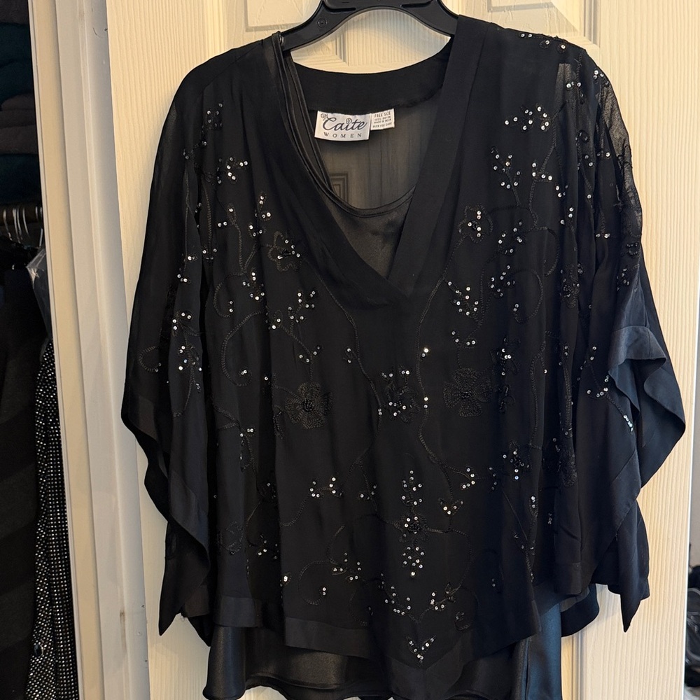 Women’s  Black Beaded V-Neck Tunic w/ black satin tank